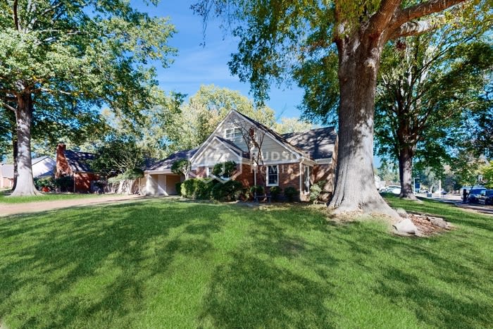 2089 Norcross Drive – photo 3