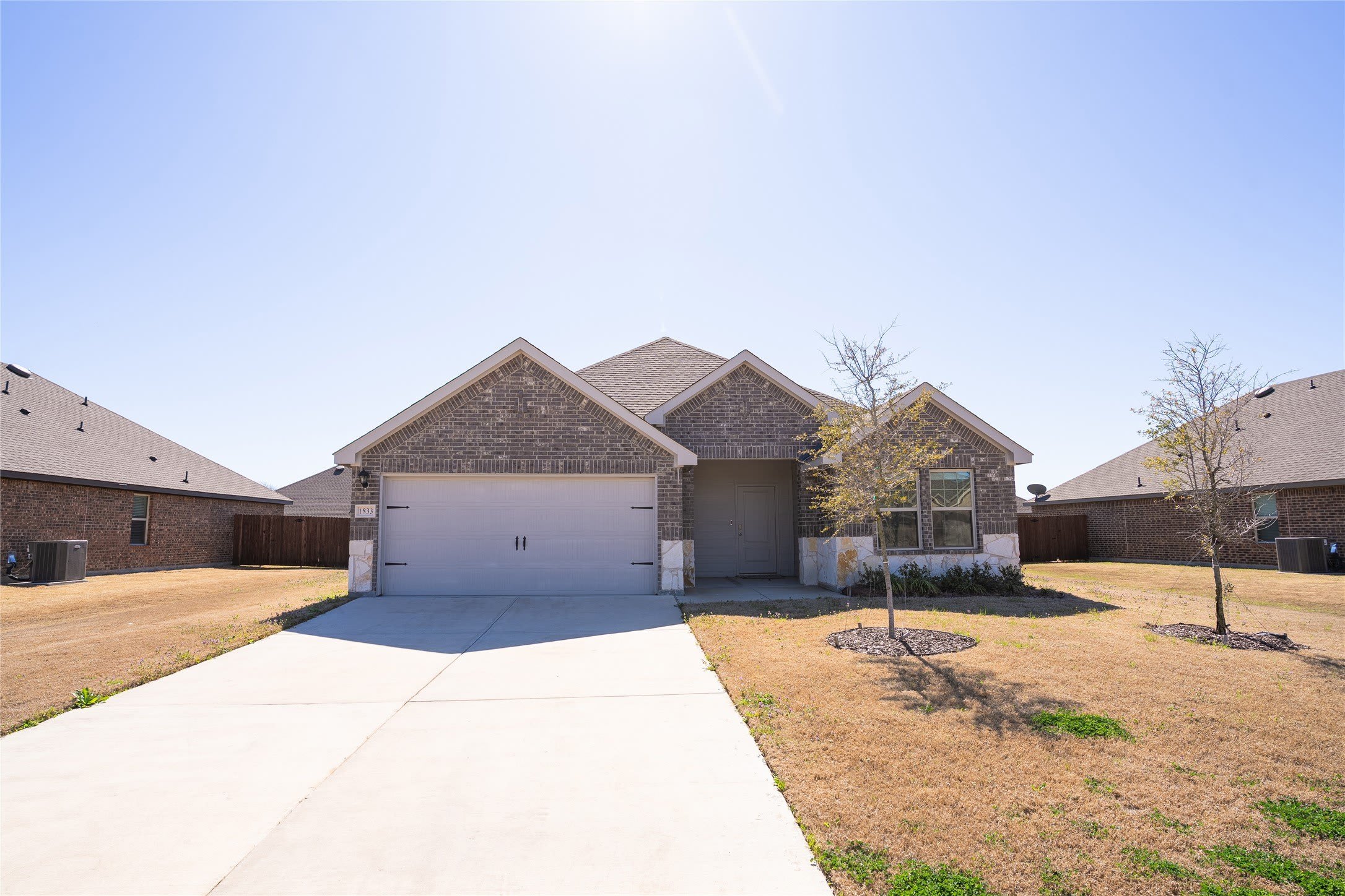 1833 Pecan Valley Drive – photo 1