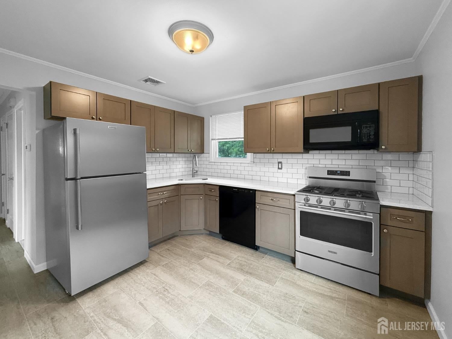 19 Van Buren Avenue – photo 3