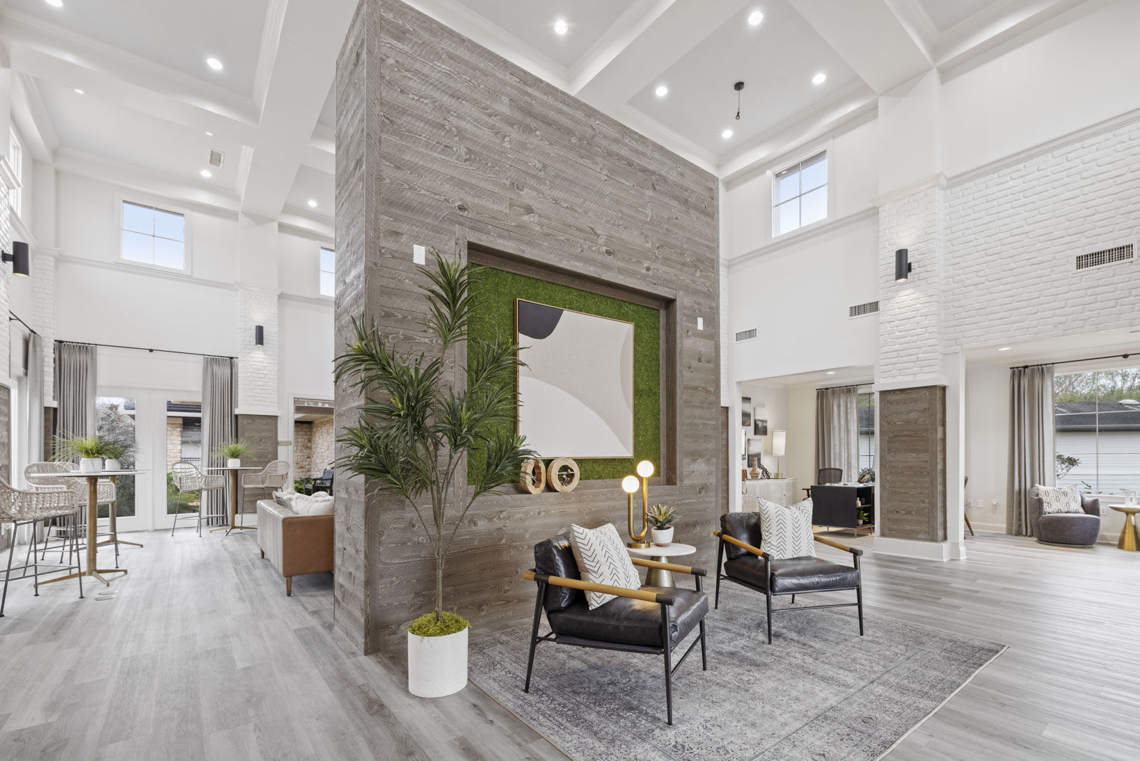 4554 Hollywood Street – photo 4