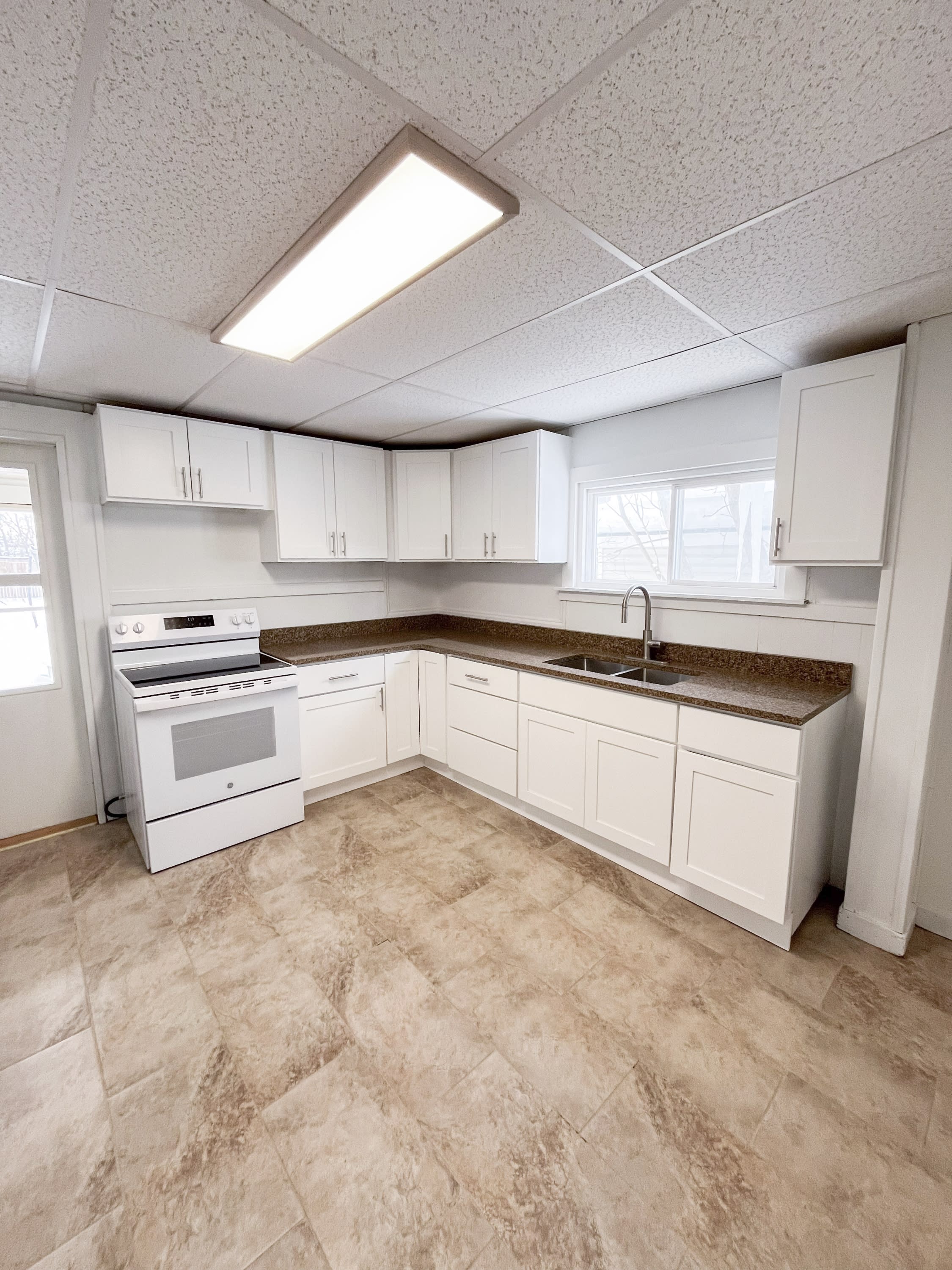 1019 Superior Street – photo 1