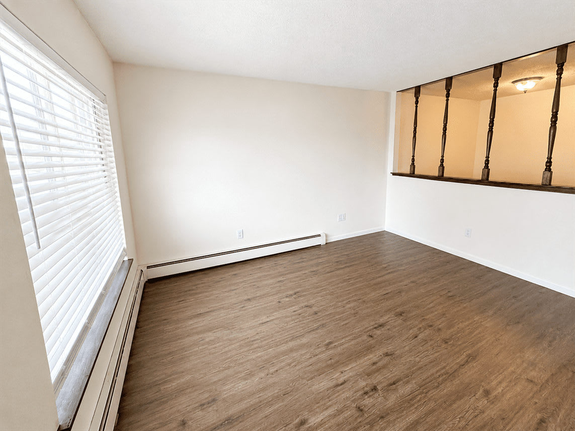 12650 W Grand River Ave – photo 4