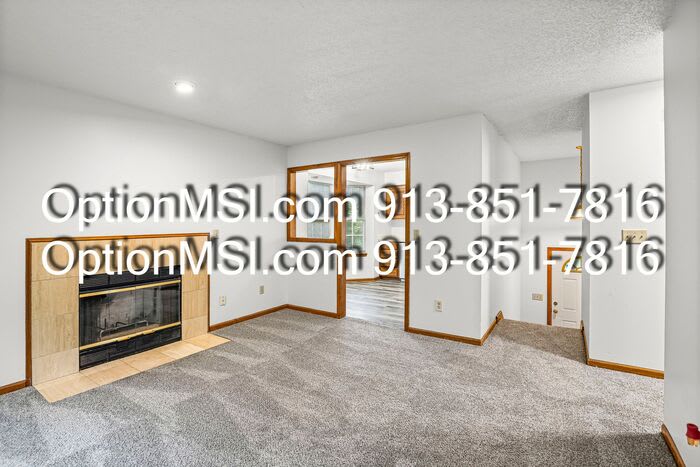 103 SE Greystone Drive – photo 5