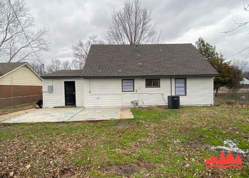 1703 Scottwood St – photo 4