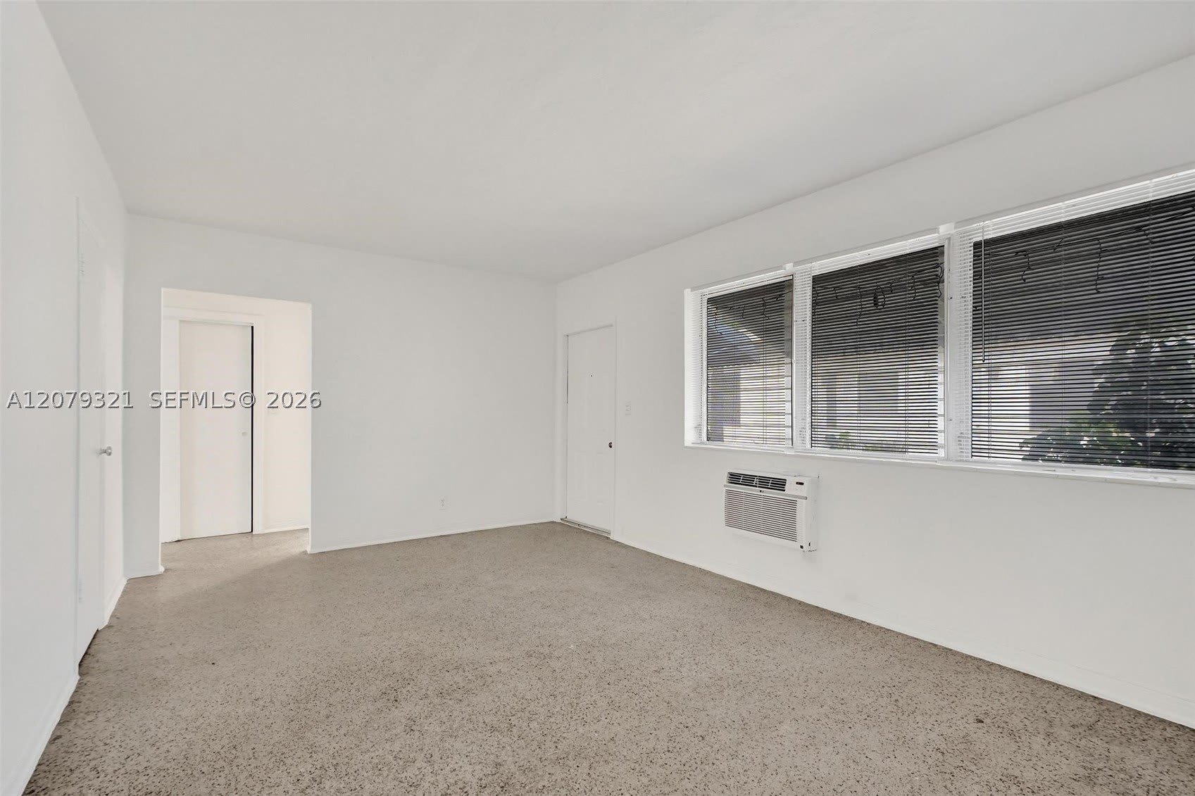 700 82nd St – photo 3