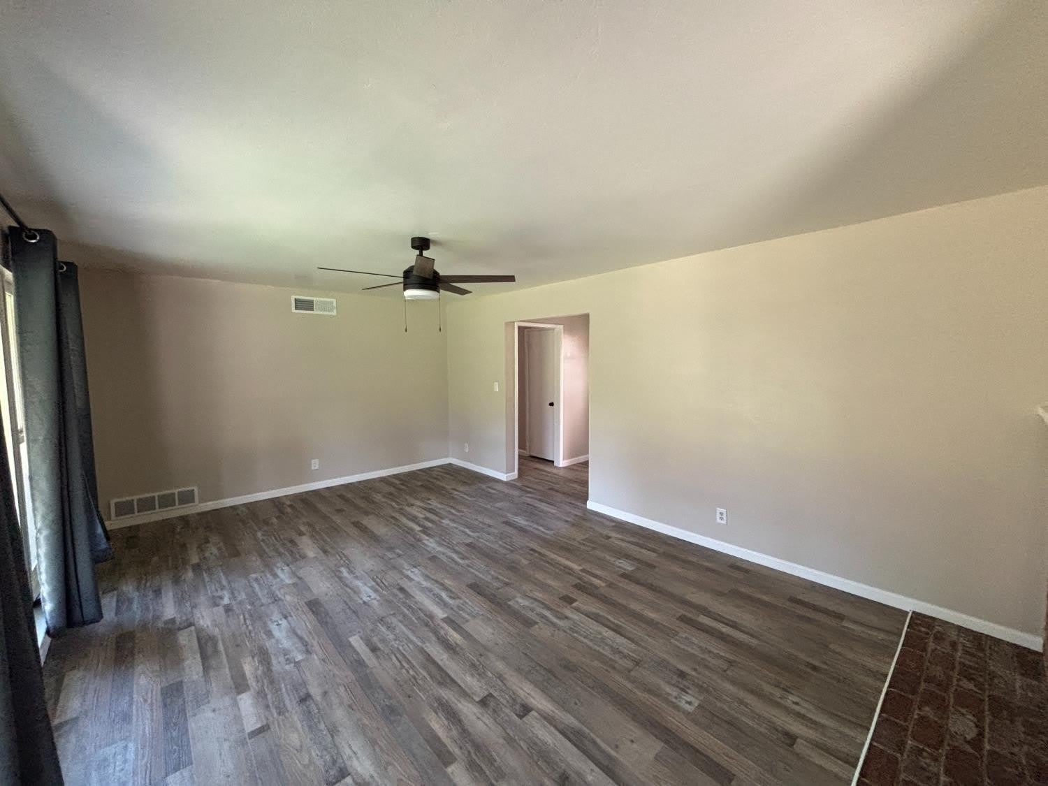 1903 W Fountain Way – photo 5