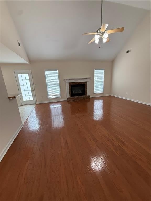 1244 Saxony Drive SE – photo 5