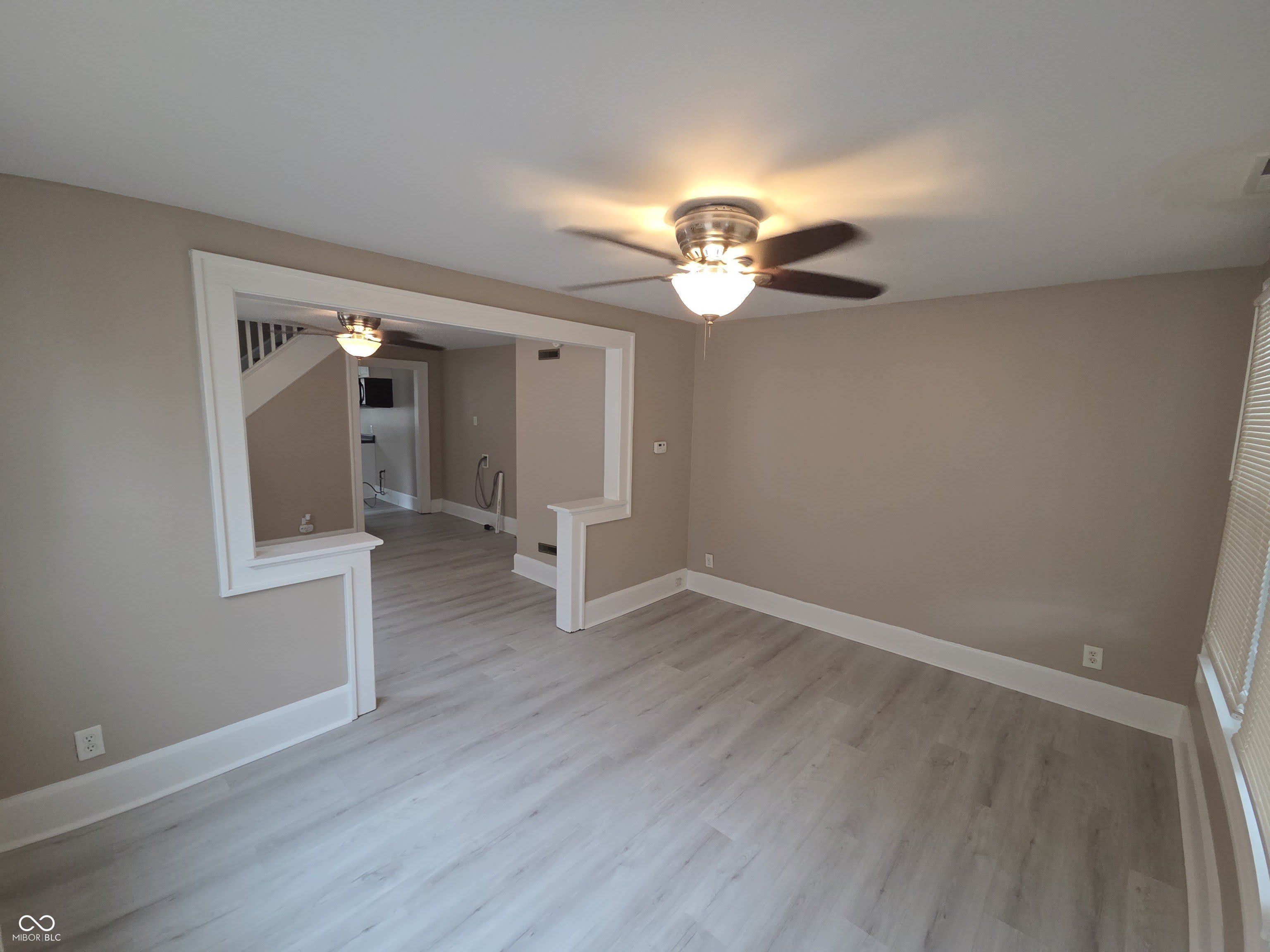 1337 Lee Street – photo 3