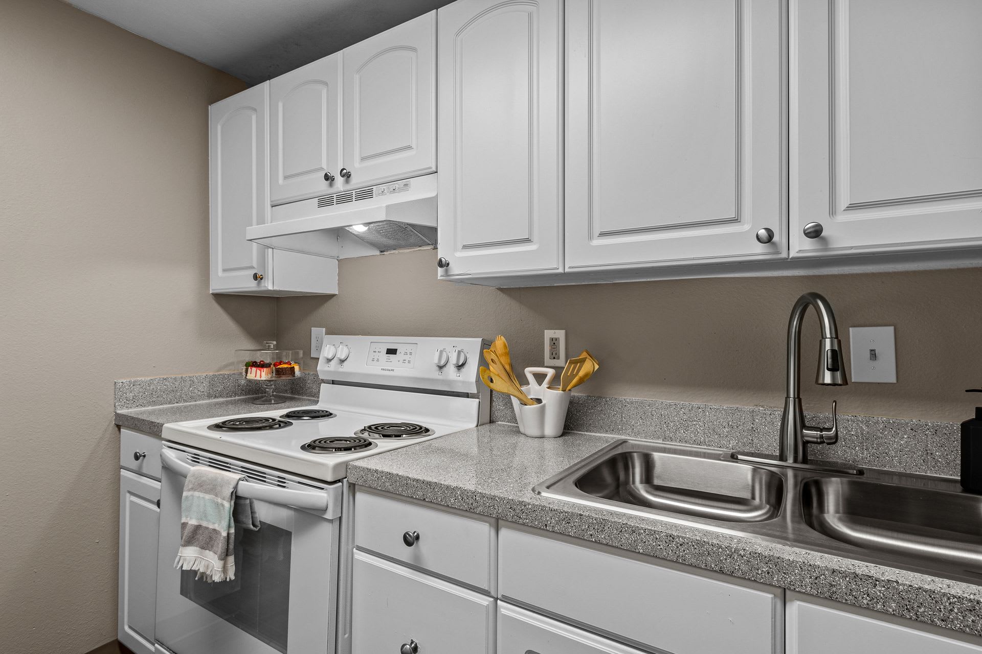 Paxton Apartments – photo 4