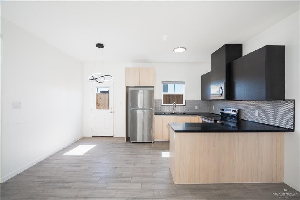 12509 N 40th Street – photo 3