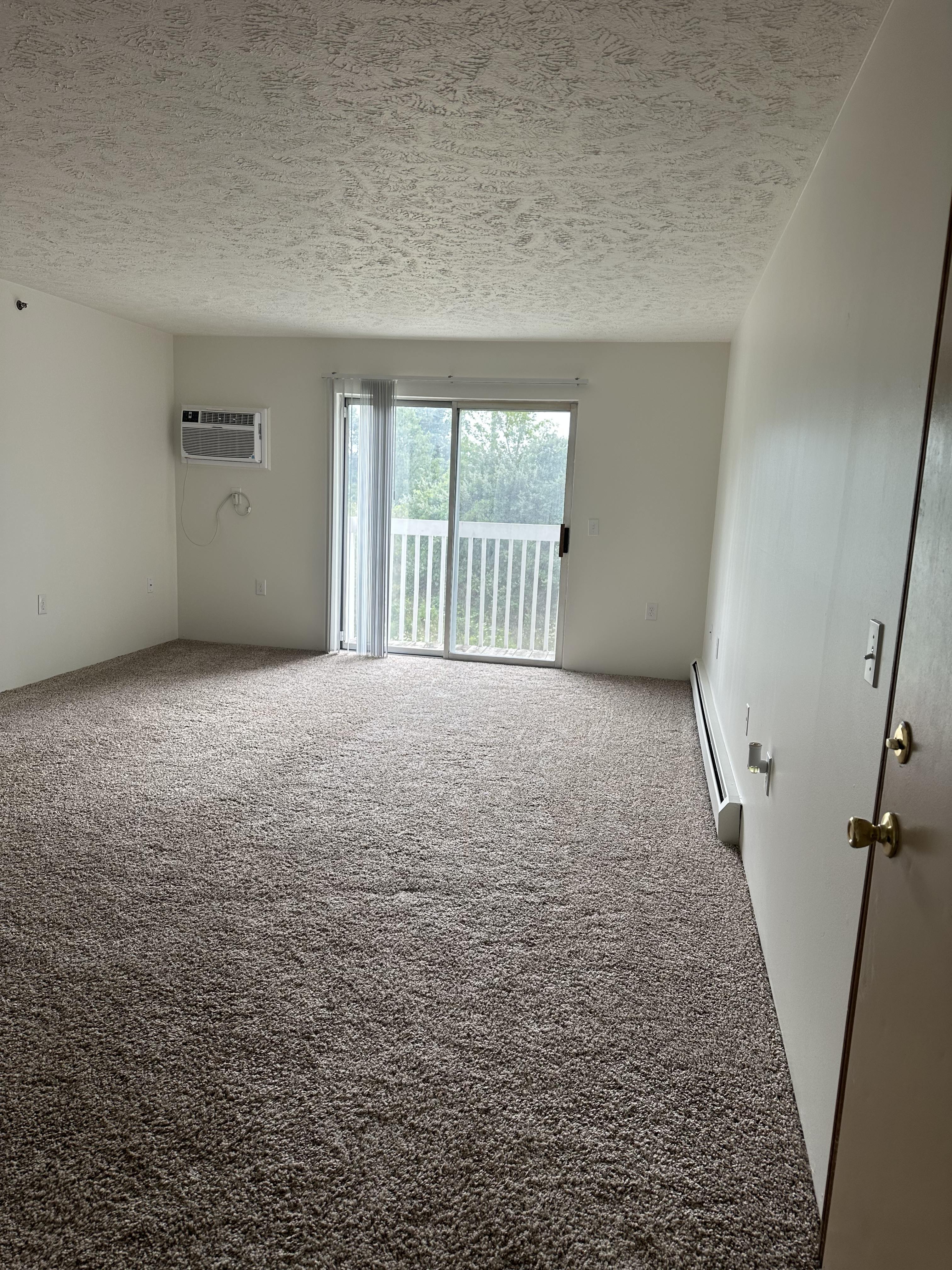 1179 S Latson Rd – photo 2