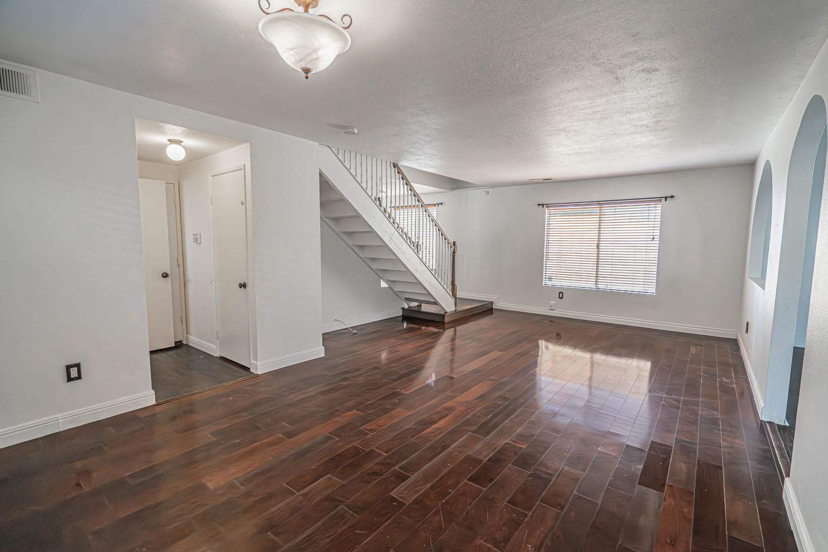 Coming Soon Pacific Grove Home For Rent In Canyon Country – photo 4