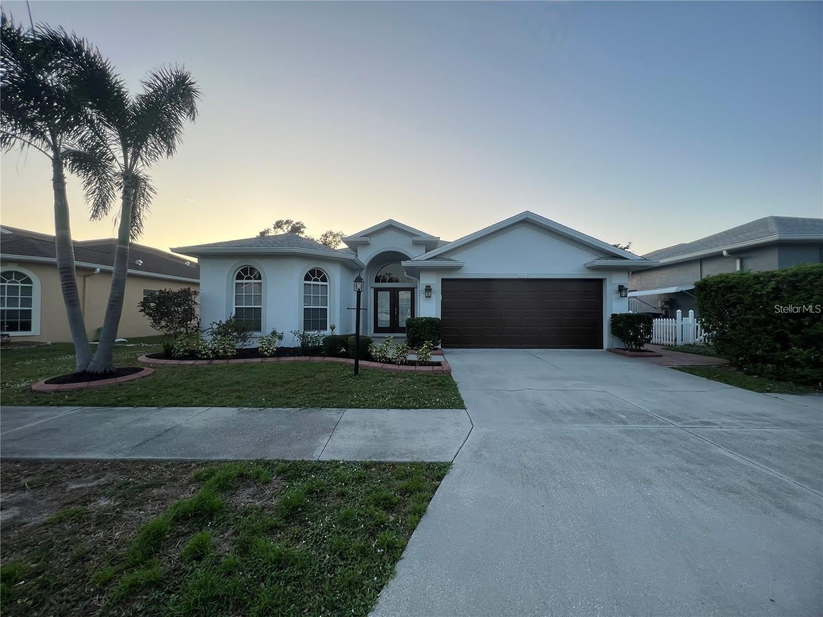 1066 WHITEGATE Court – photo 1