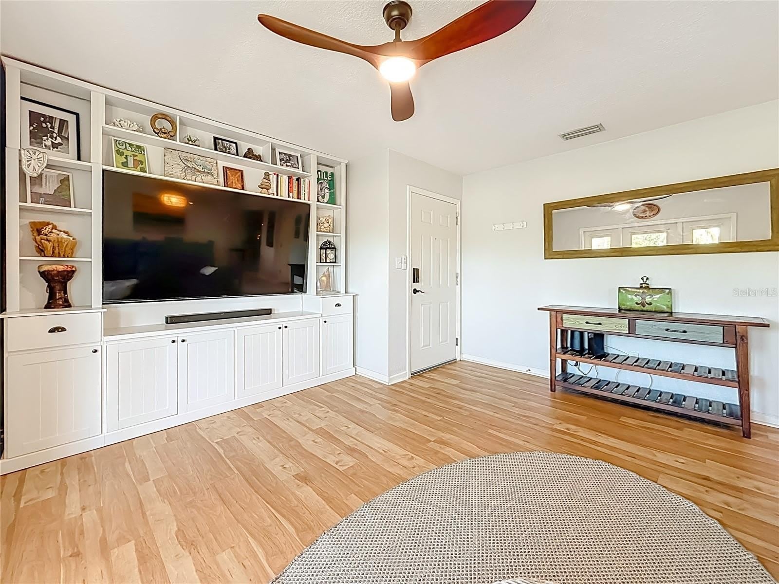 3893 Pompano Drive Se – photo 2