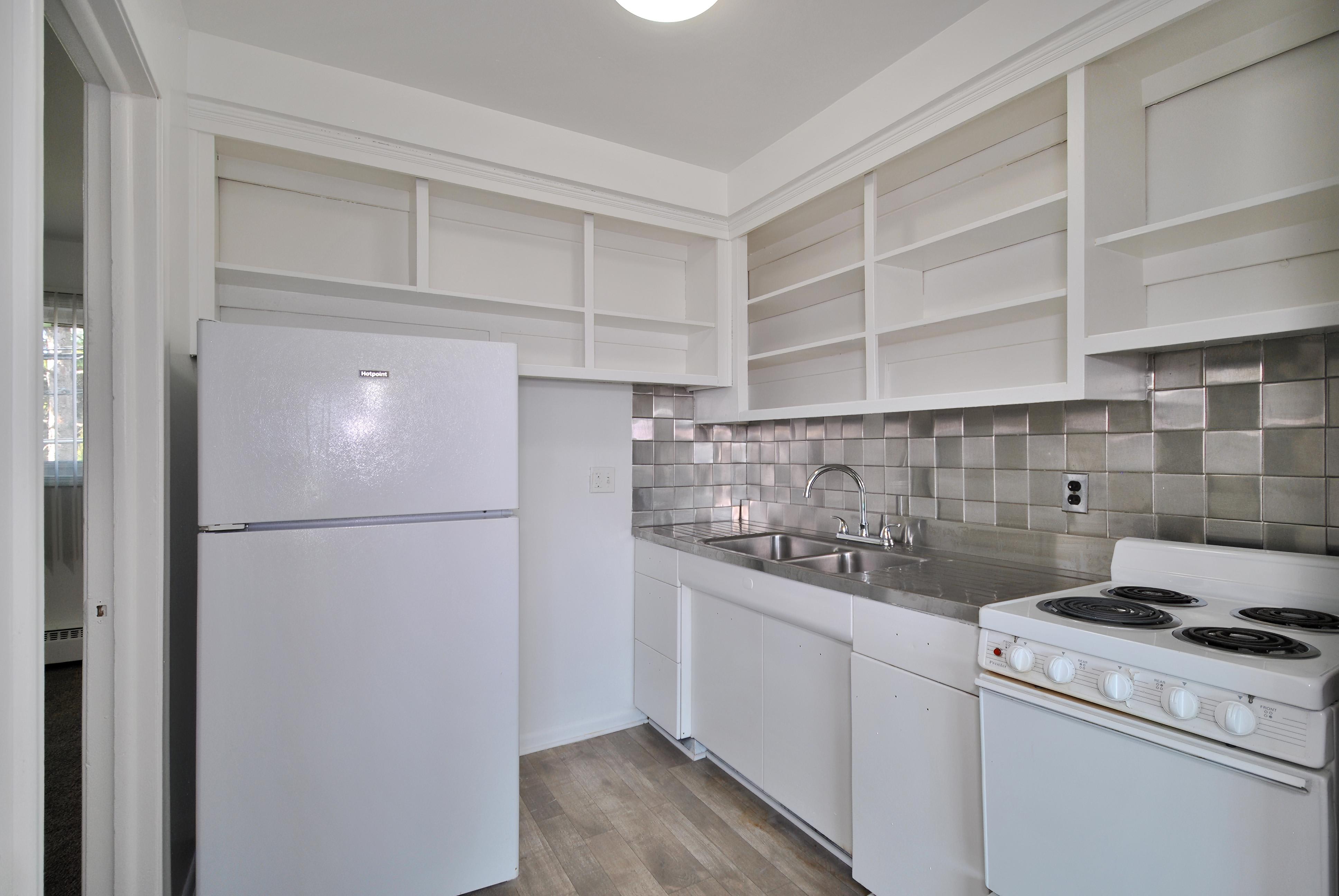 Silverstone Apartments – photo 3