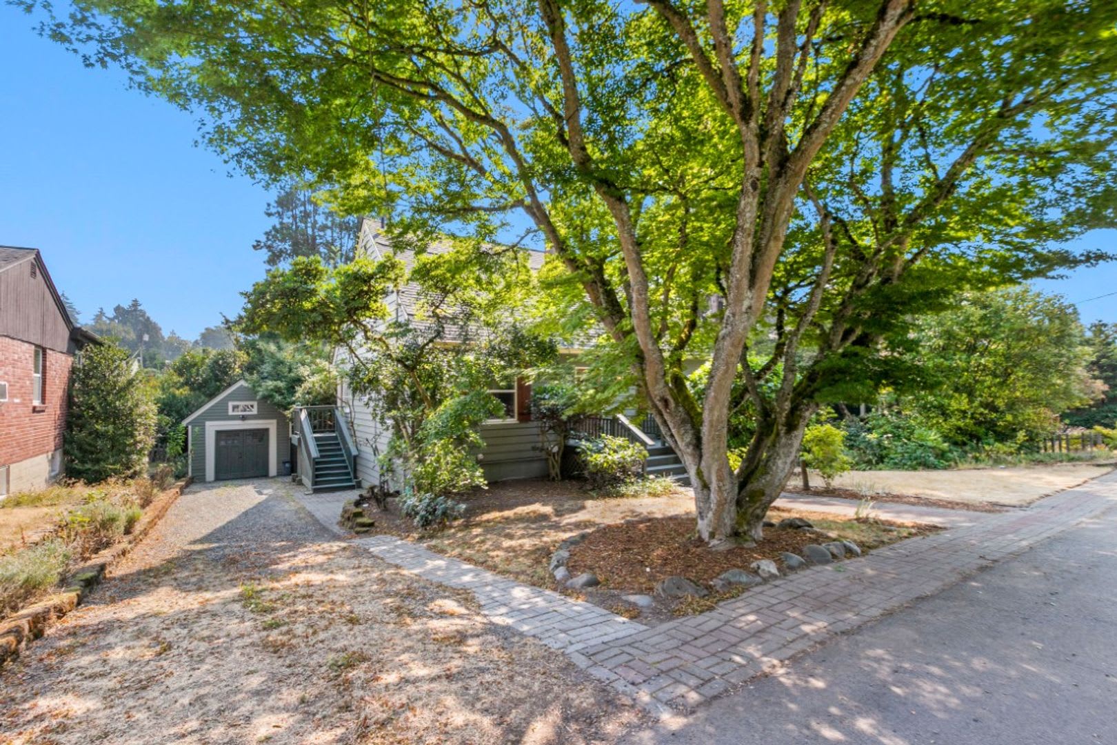 3Bd 2 5Ba Seattle Home – photo 3