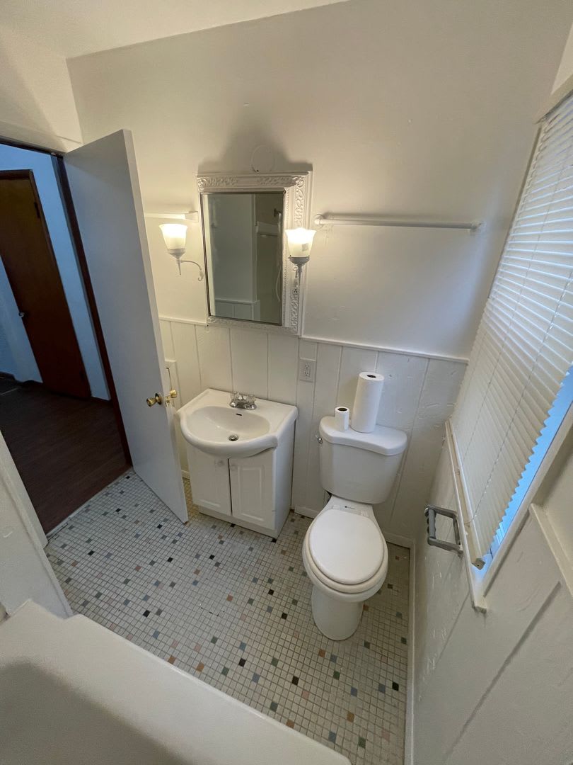 3601 N 53Rd – photo 5