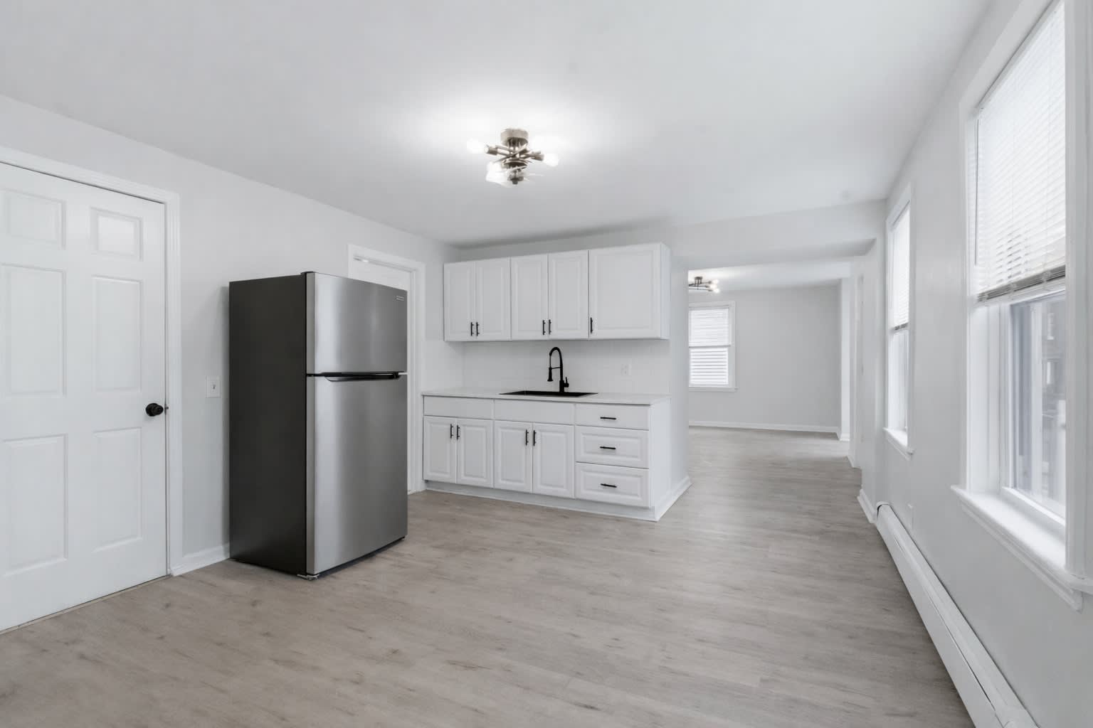 92 Sylvian St – photo 5