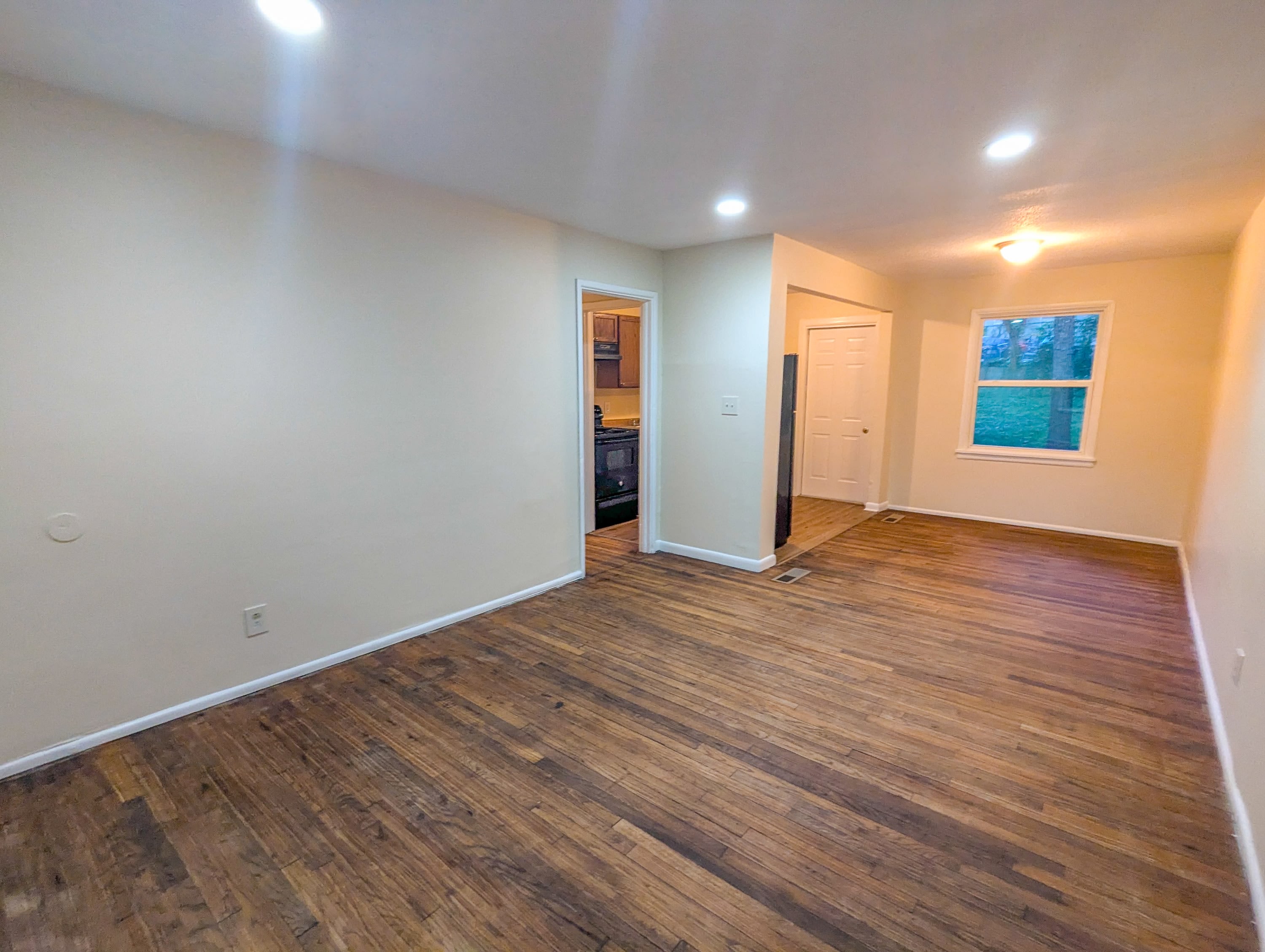 3054 Waters Road – photo 5