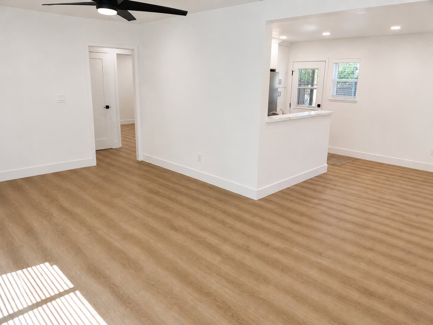 Modern Renovated Unit In Monterey Park – photo 2