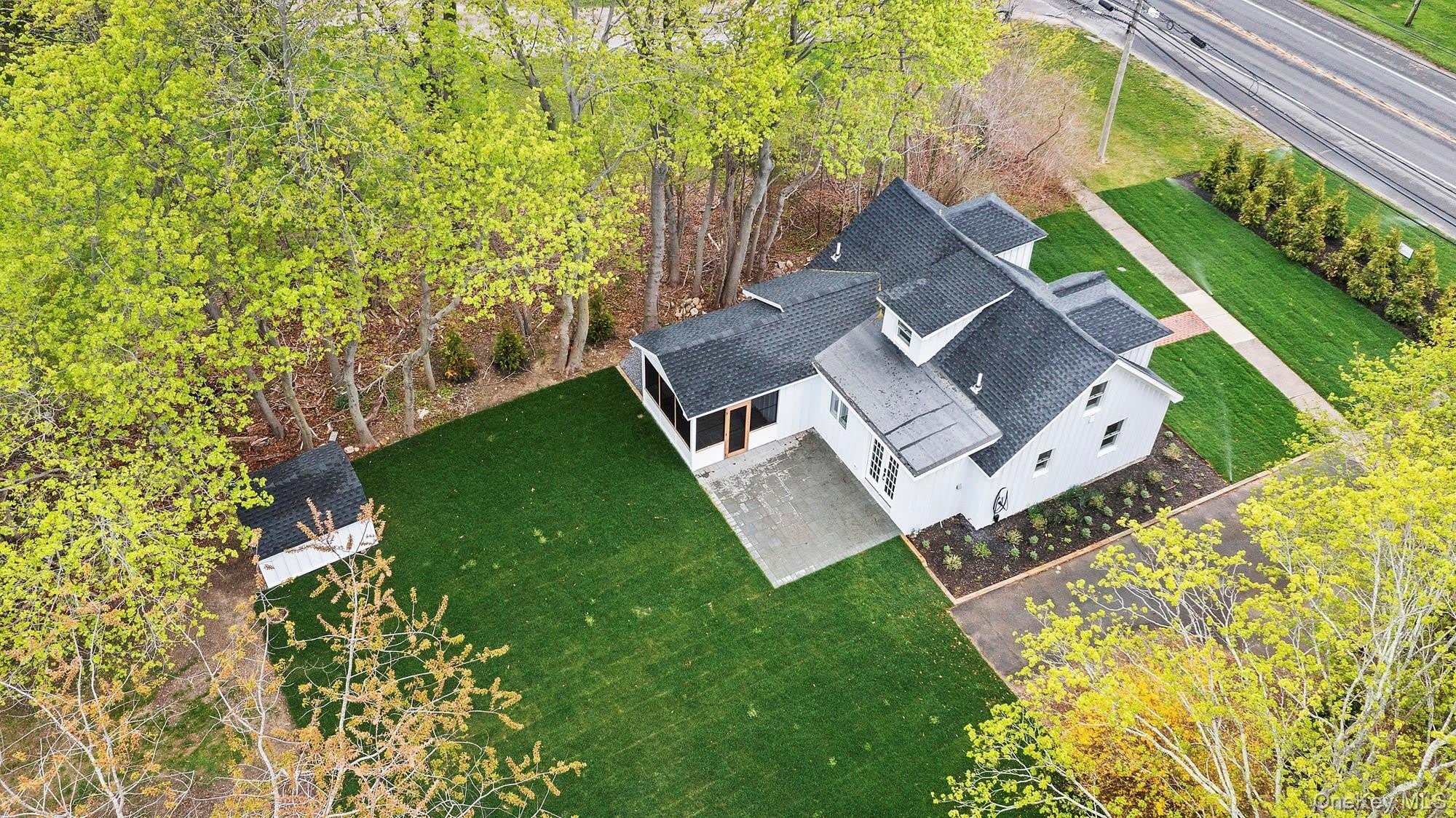 5075 Main Road – photo 5