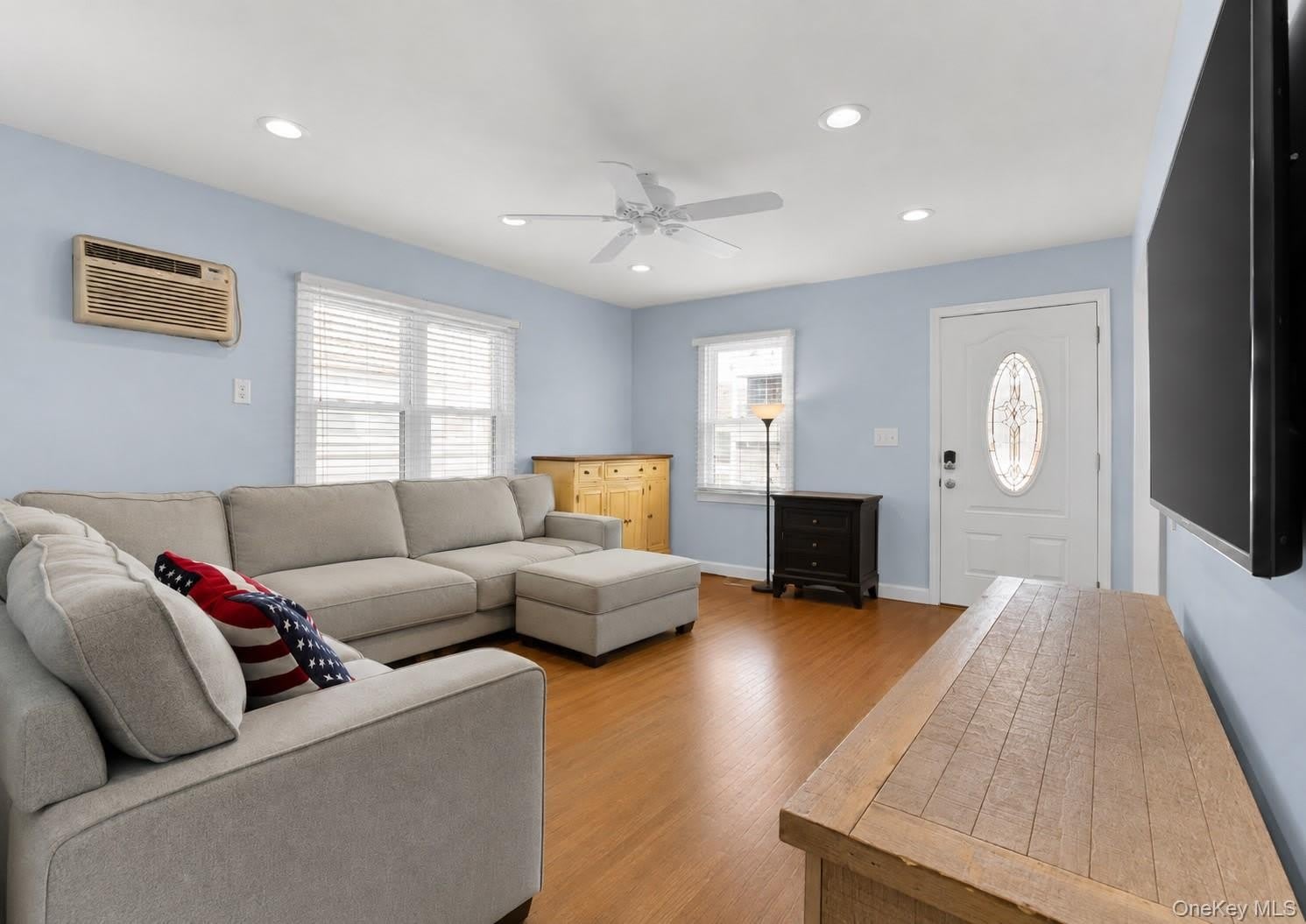33 Minnesota Avenue – photo 4
