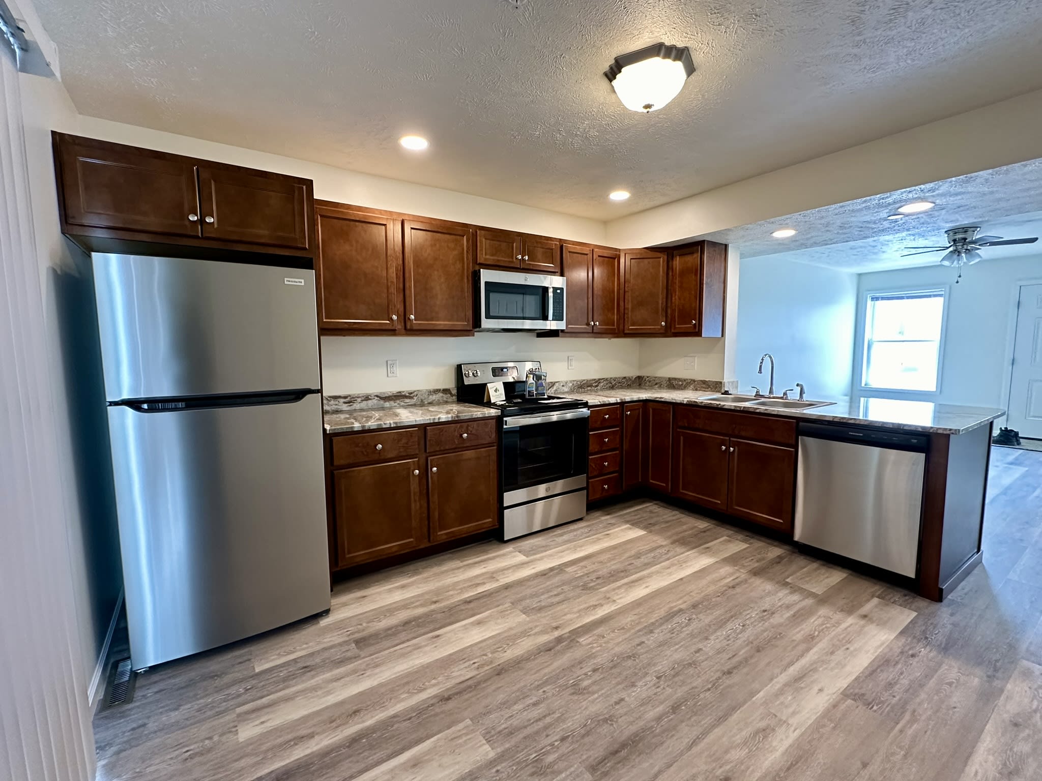 34 Circuit Street – photo 3