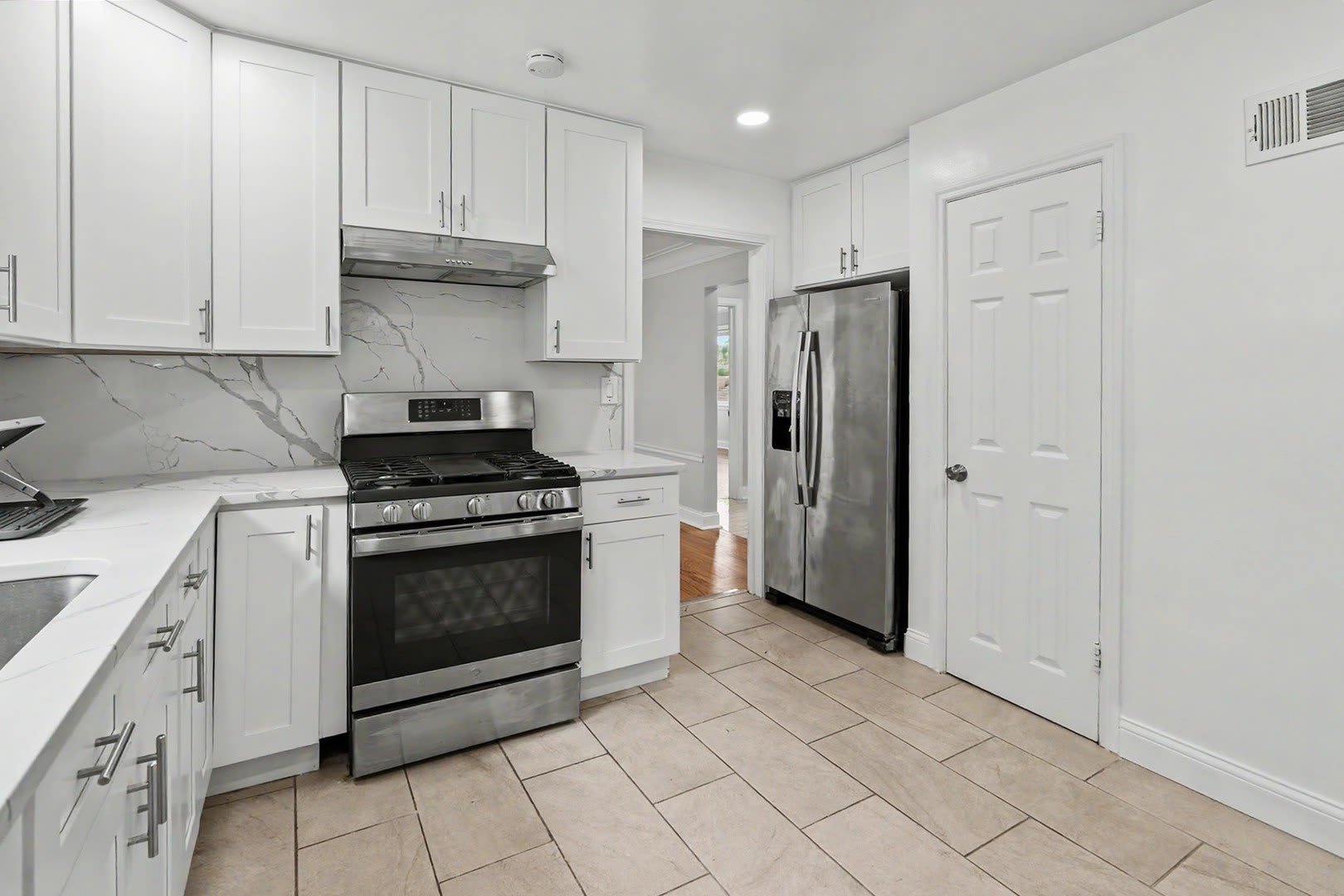 6328 N Whipple Street – photo 3