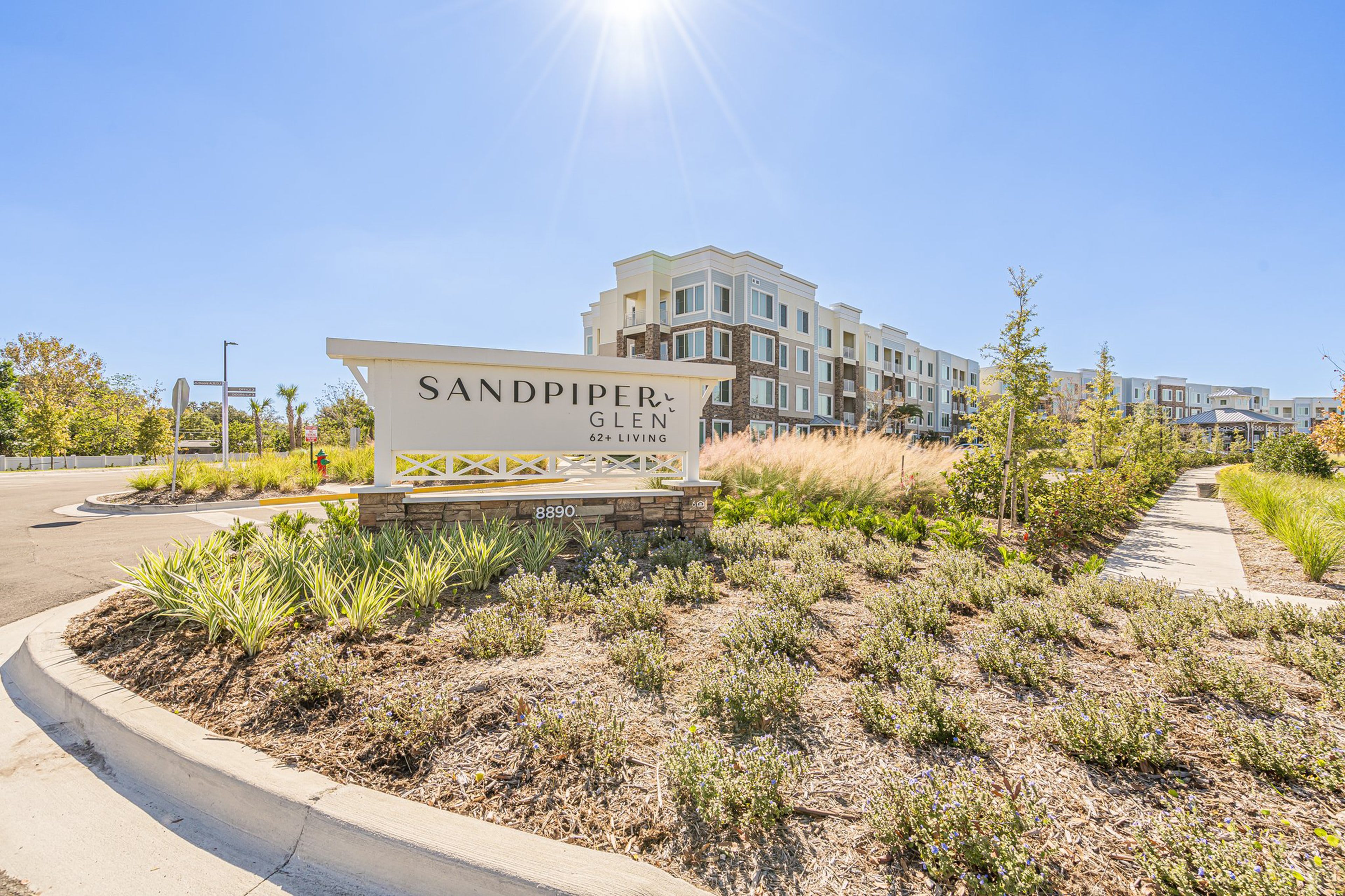 Sandpiper Glen 62+ Apartments – photo 1