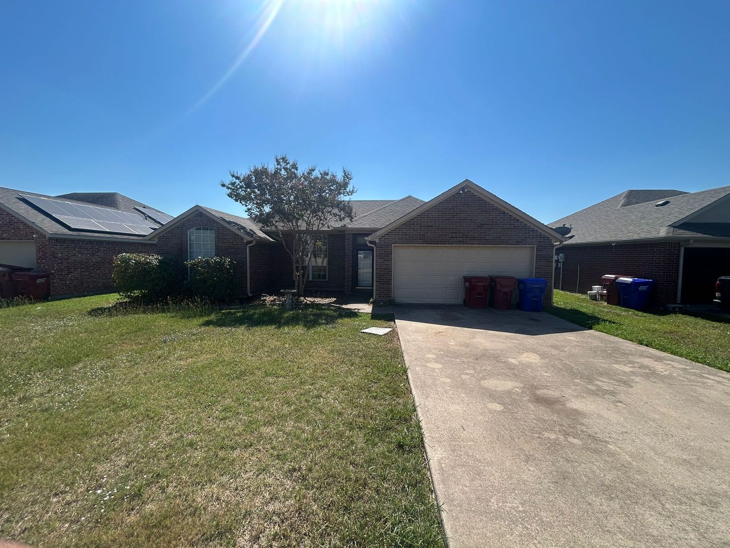 1001 BROOKHAVEN DR – photo 3