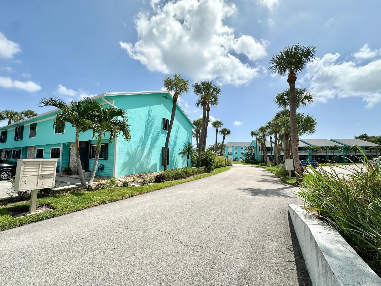 13509 S Indian River Drive – photo 2
