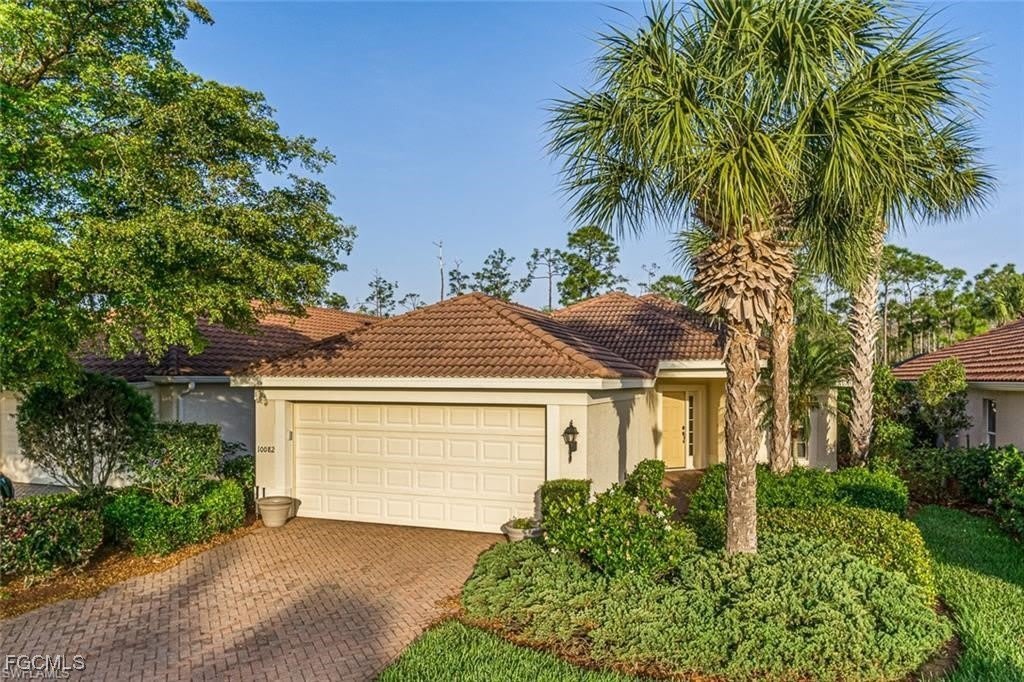 10082 Oakhurst Way – photo 1