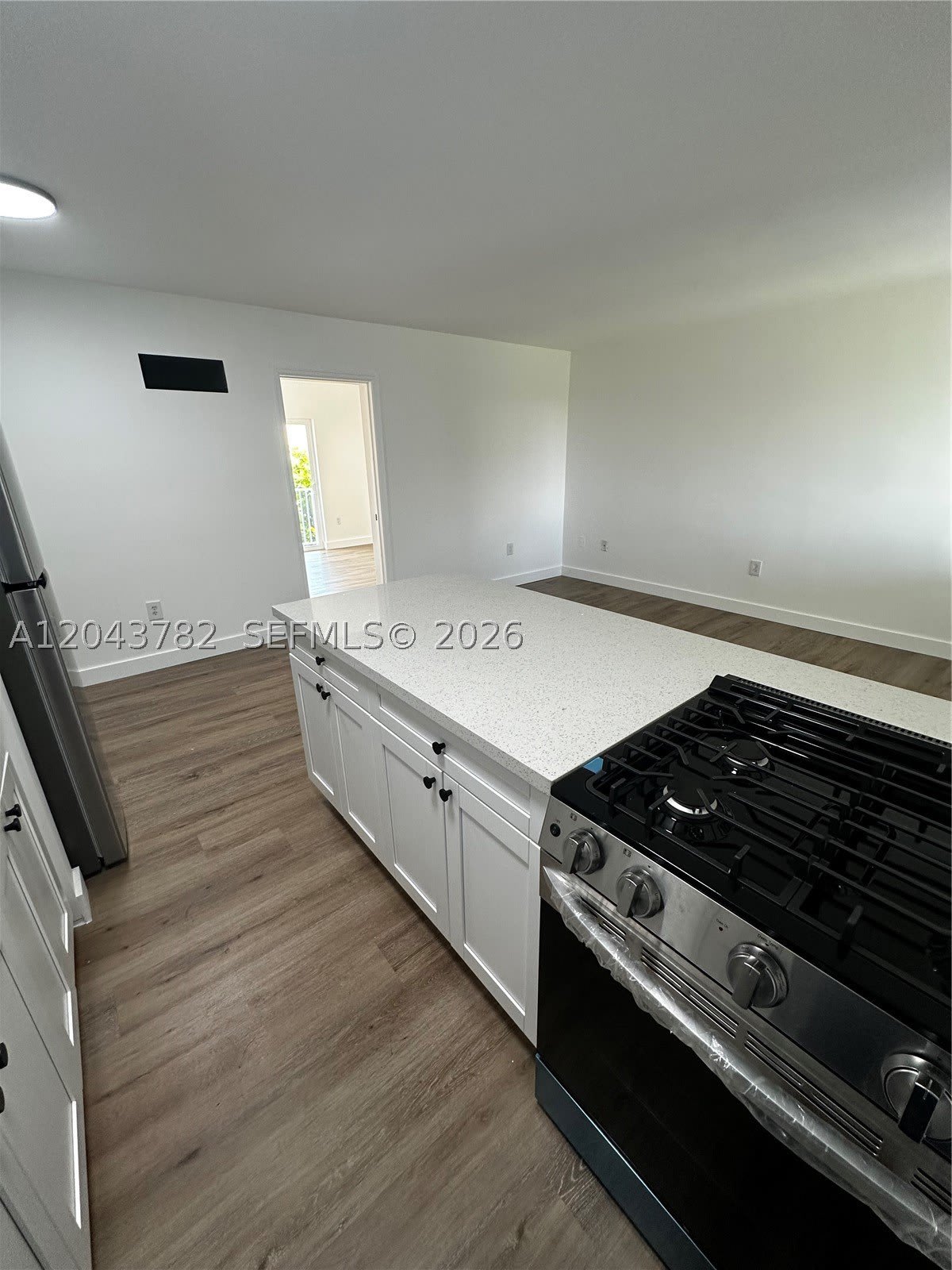 1255 W 49th Pl – photo 3