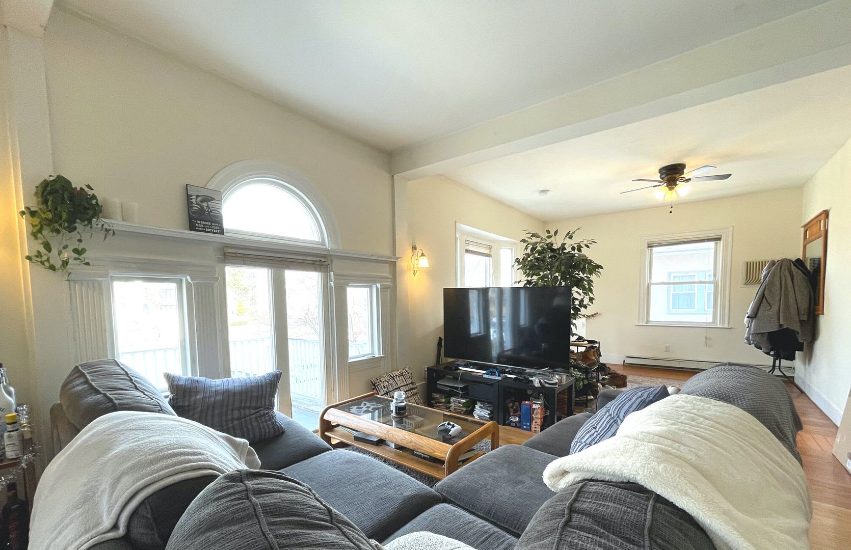 Luxury House on Brookline Border w. Tandem Parking Inc. Laundry in Unit – photo 4