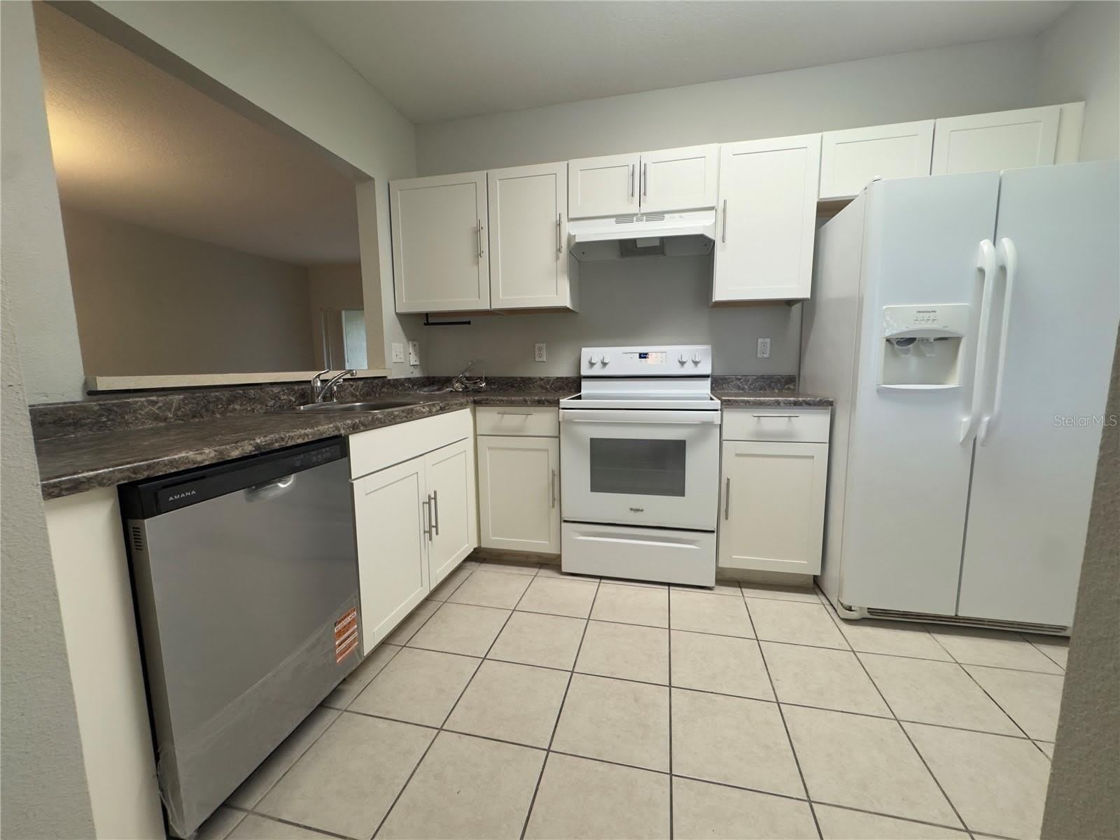 9507 AMBERDALE Court – photo 3