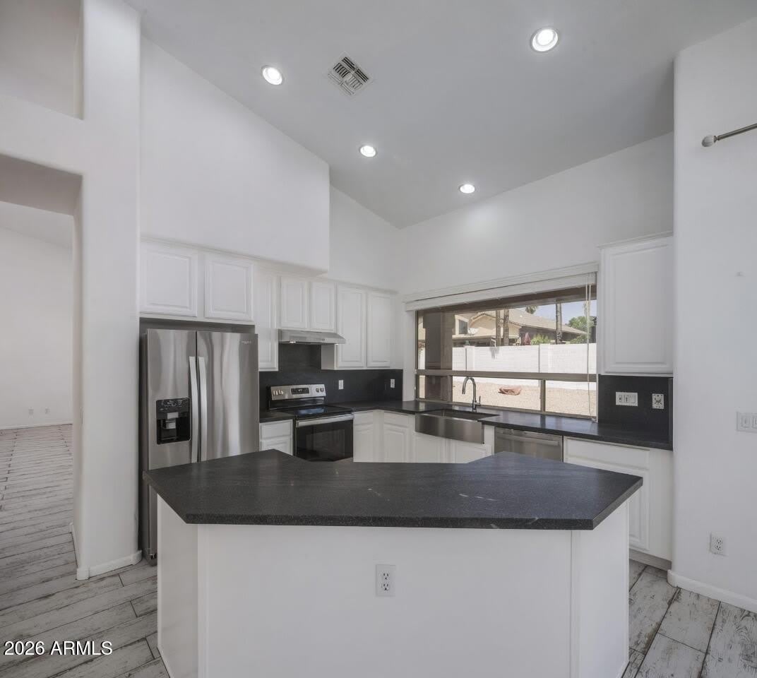 6530 E MONTREAL Place – photo 3