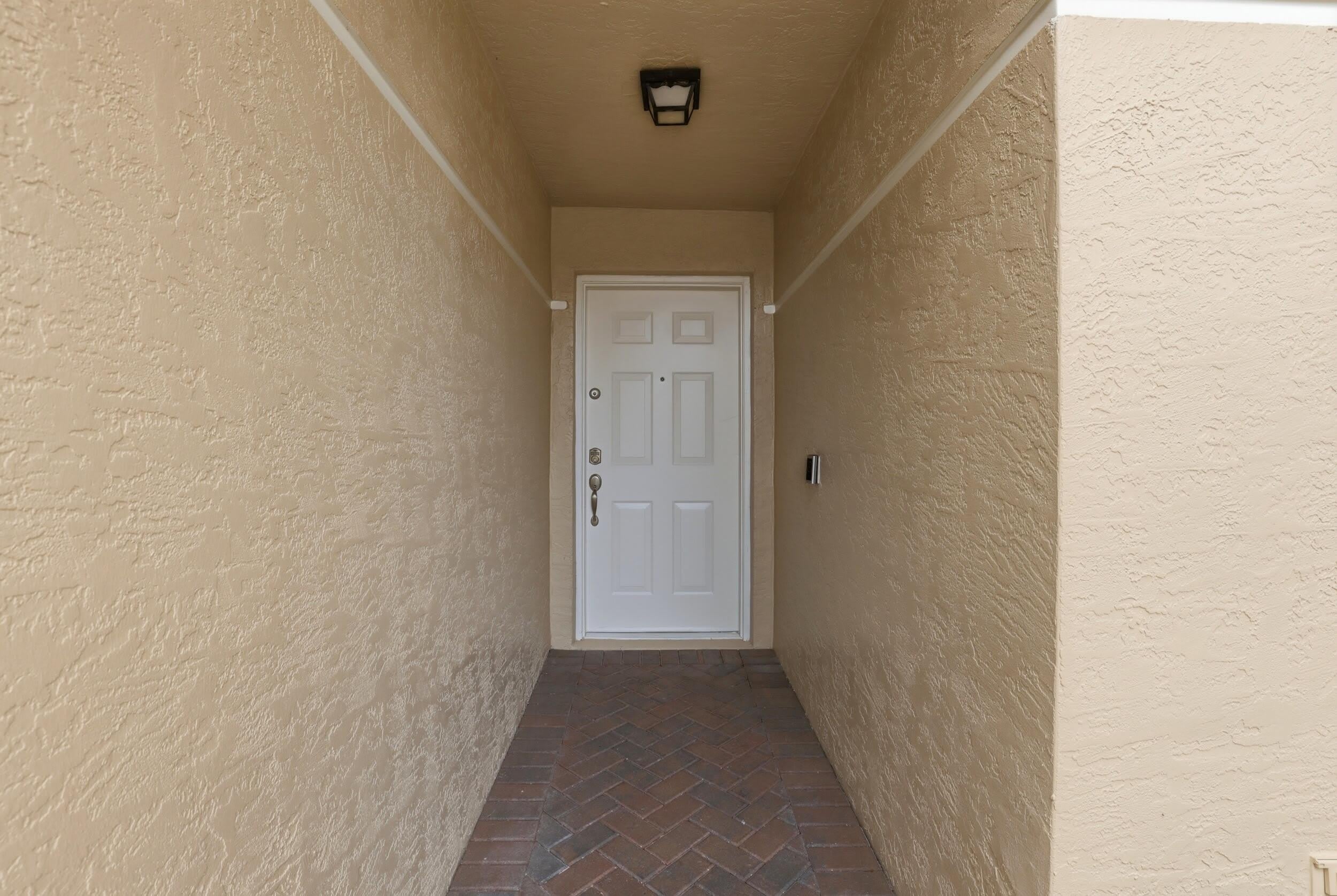 9363 Bridgeport Drive – photo 5
