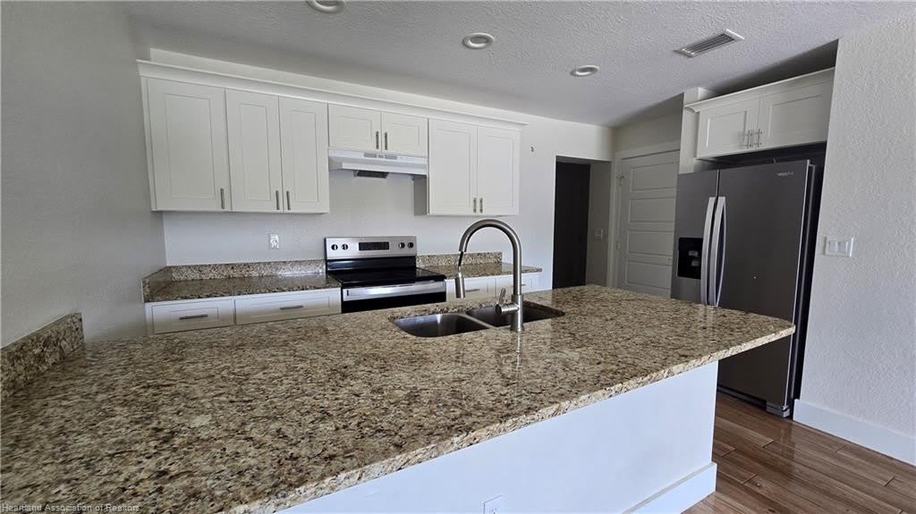 6303 Candler Terrace – photo 5