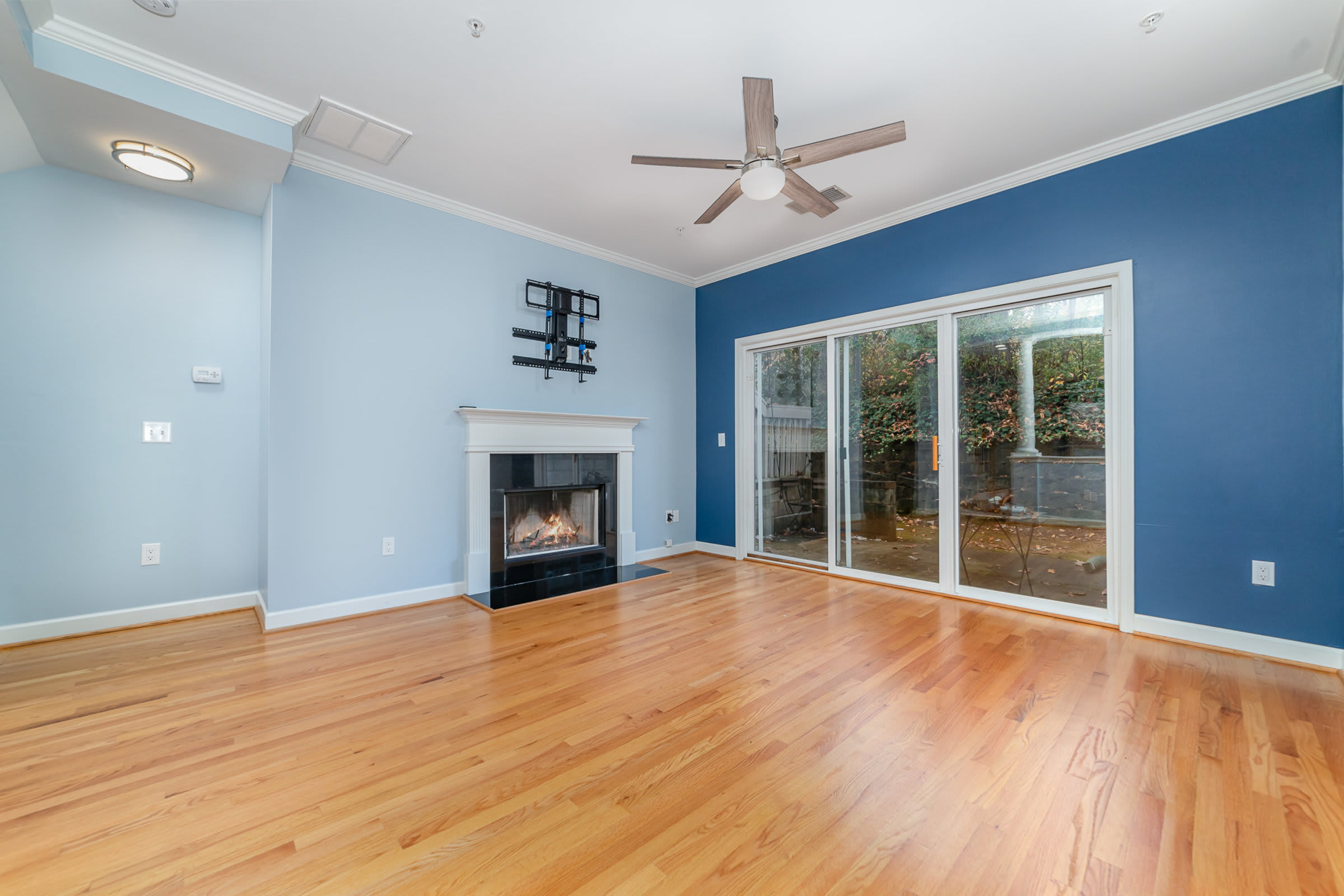 2504 Cranbrook Ln Apt 5 – photo 3