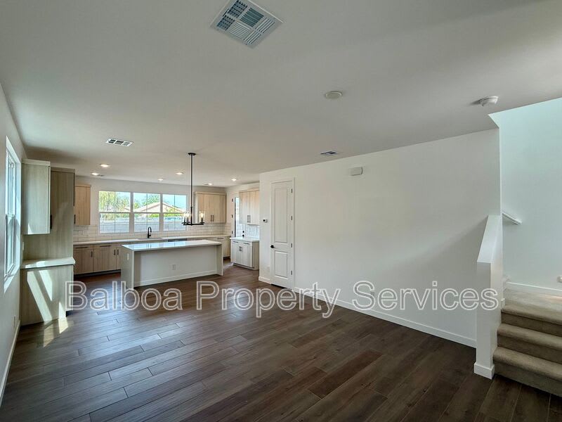 2345 E Stephens Ct – photo 4