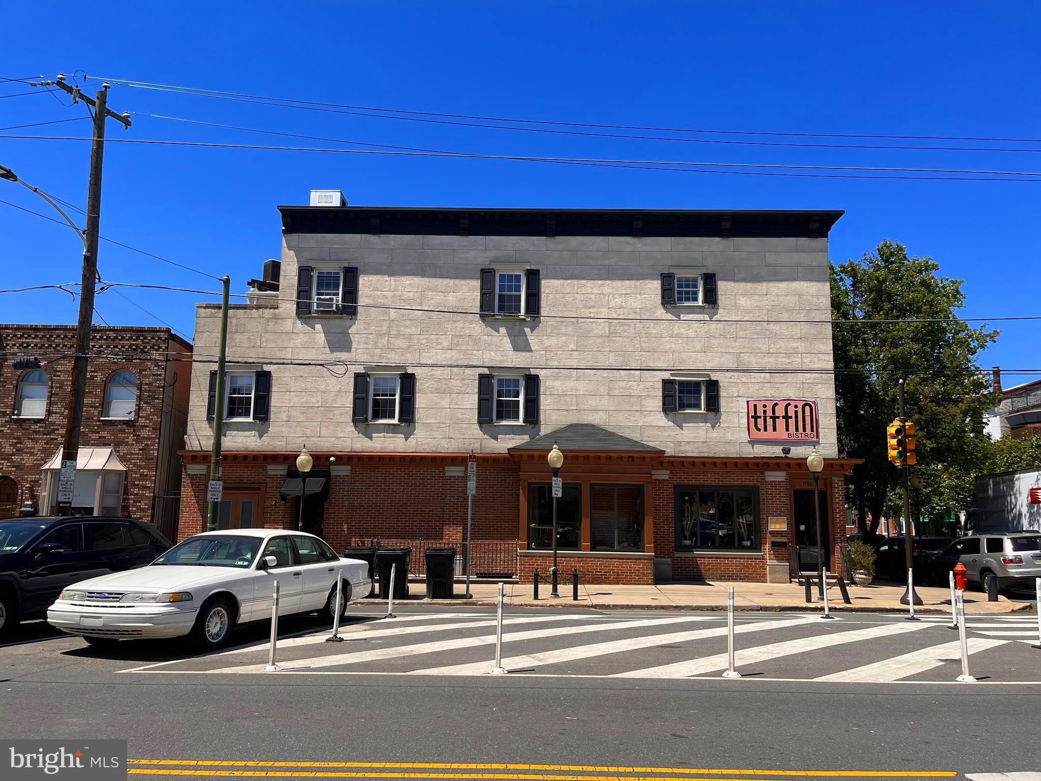 1100 FEDERAL Street – photo 2