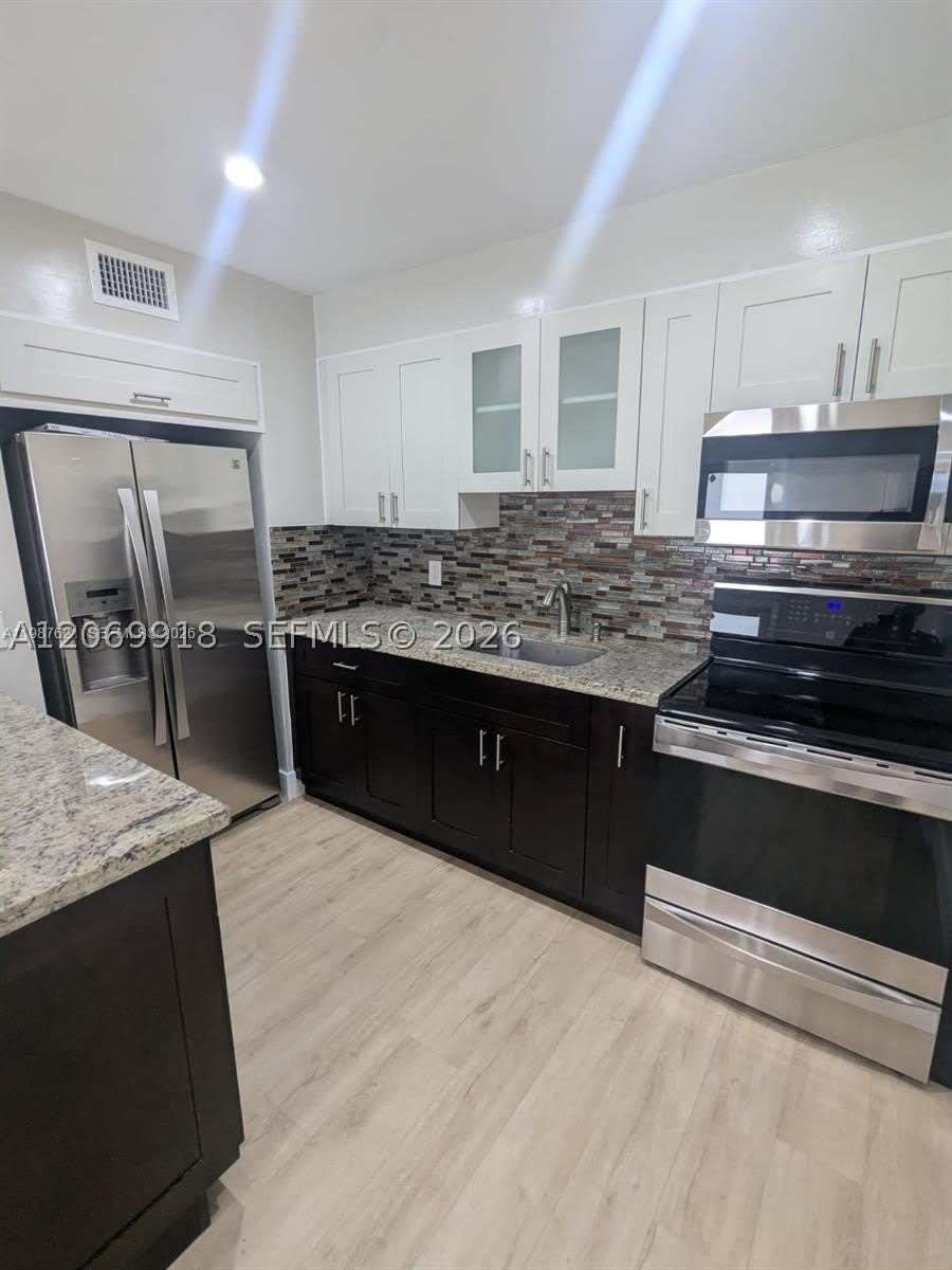 630 SE 3rd Pl – photo 3