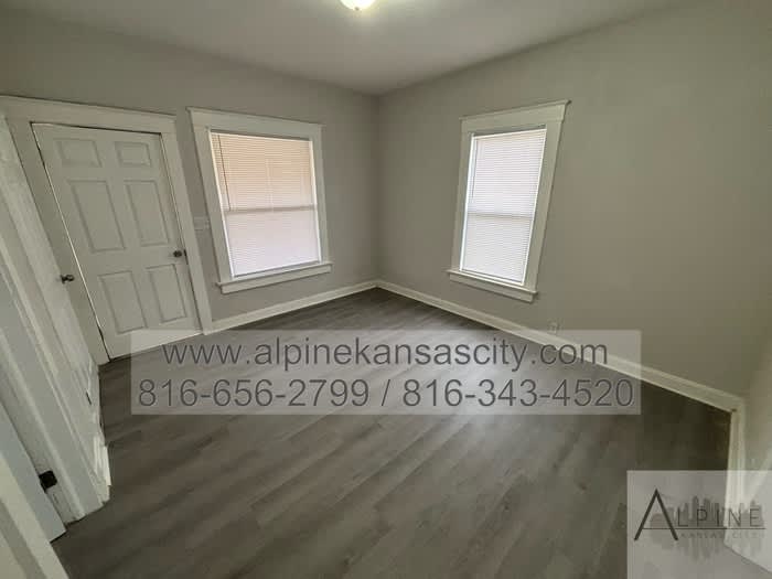 310 Lawndale Avenue – photo 2