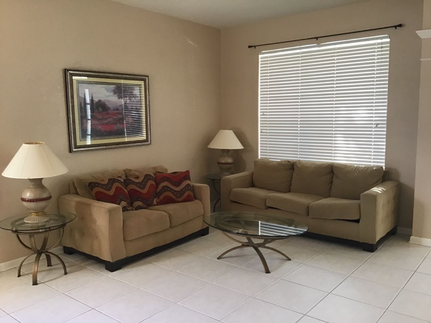 Furnished 6 bedroom, 4 bathroom house, pool home in beautiful, gated/guarded Windsor Hills – photo 3