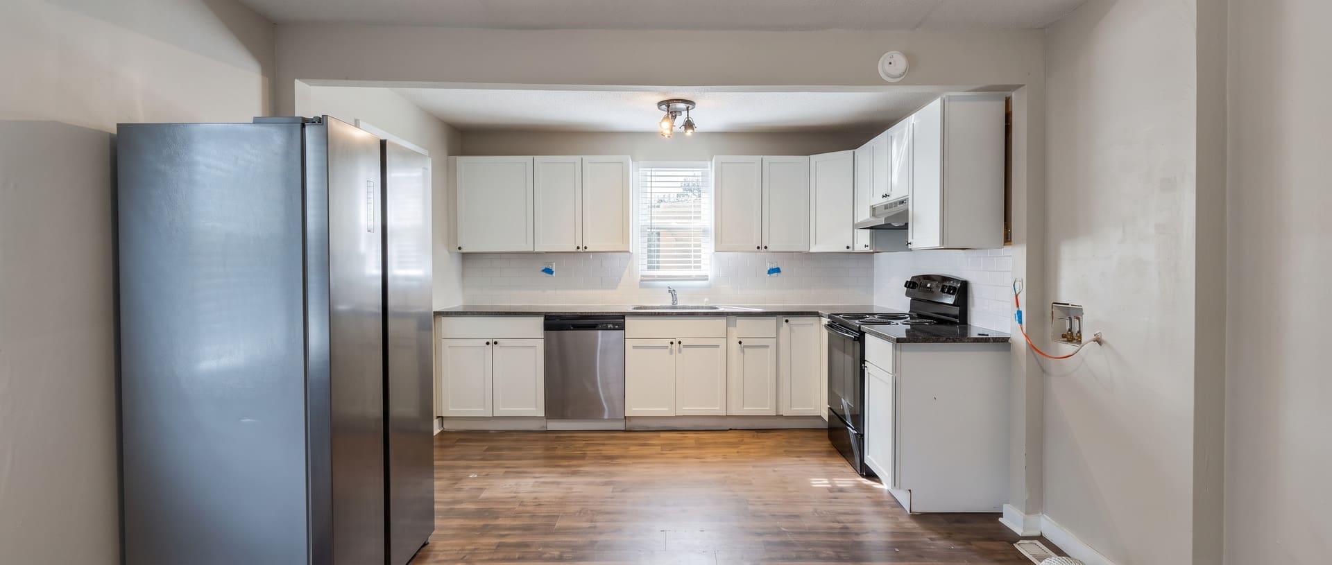 4989 Chateau Avenue – photo 3