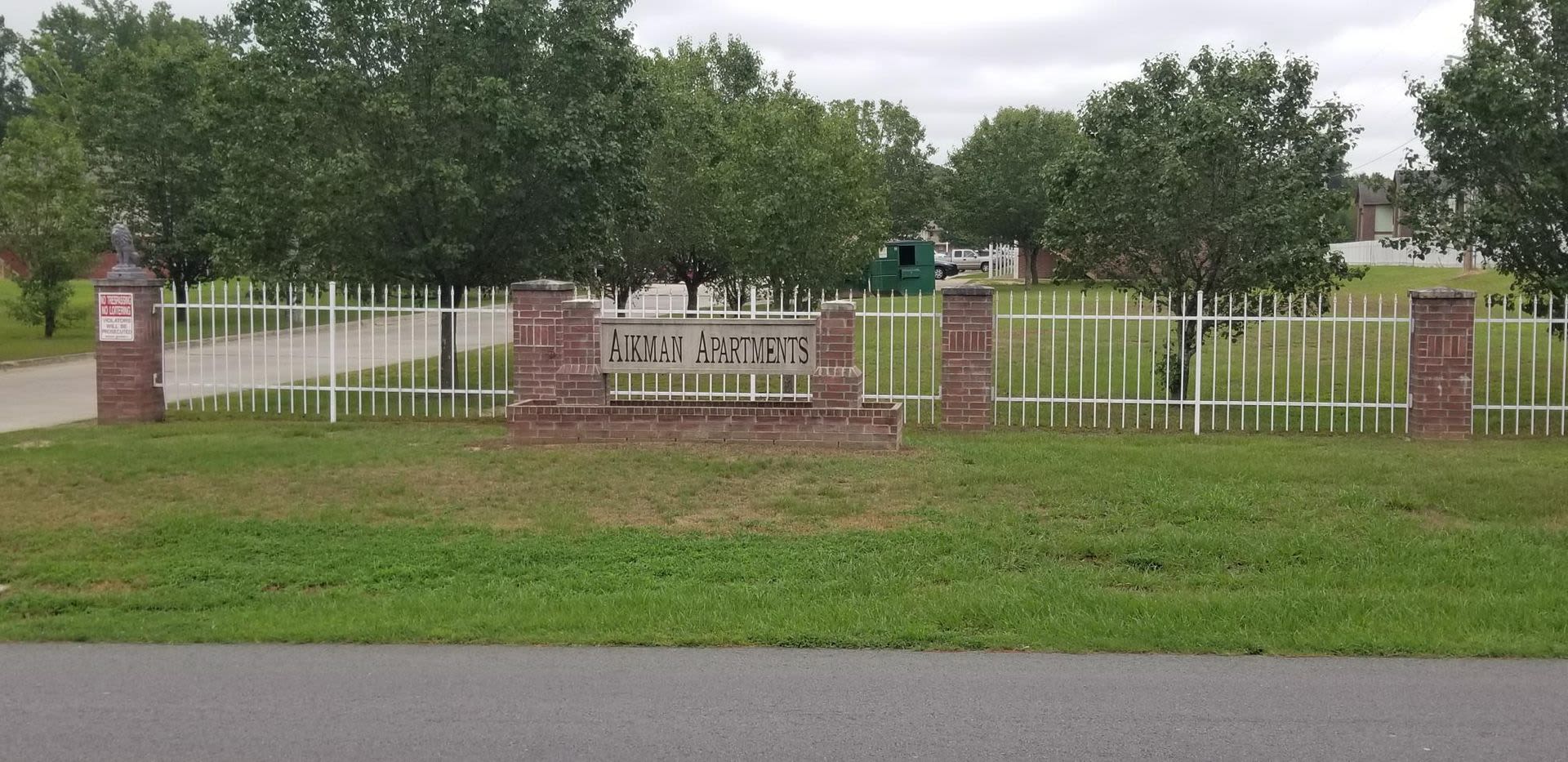 Seasons Apartments – photo 1