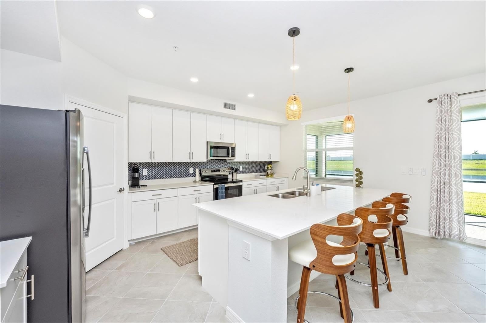 12640 RADIANCE Court – photo 4