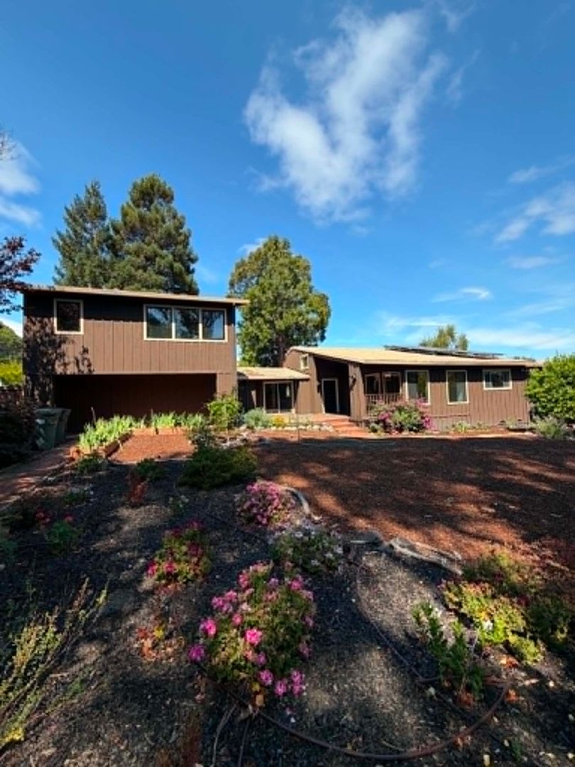 Emerald Hills Retreat 4Br 3Ba Private Adu On Expansive Grounds – photo 2