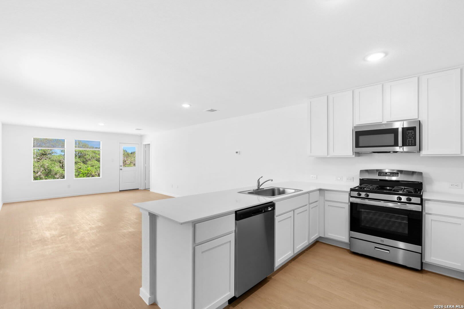 3913 Glade Crk – photo 4