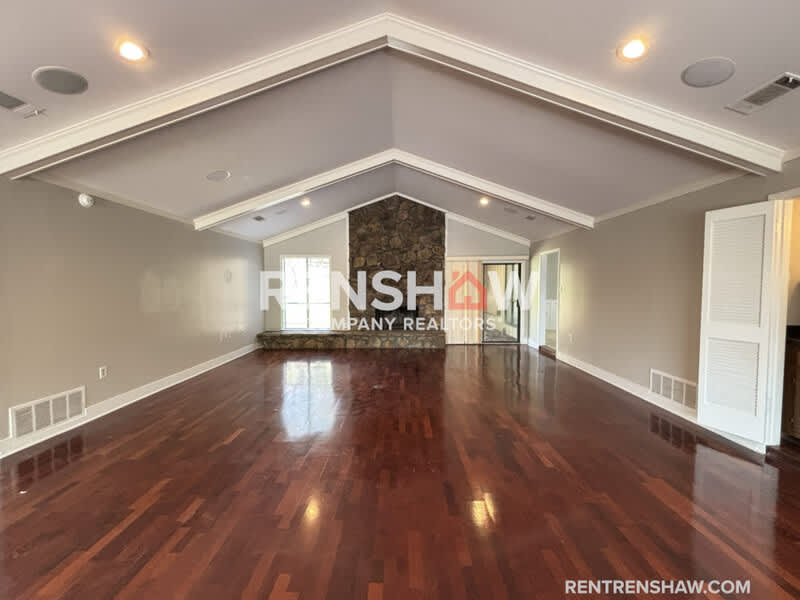 2302 Hawksmoor Pl – photo 3